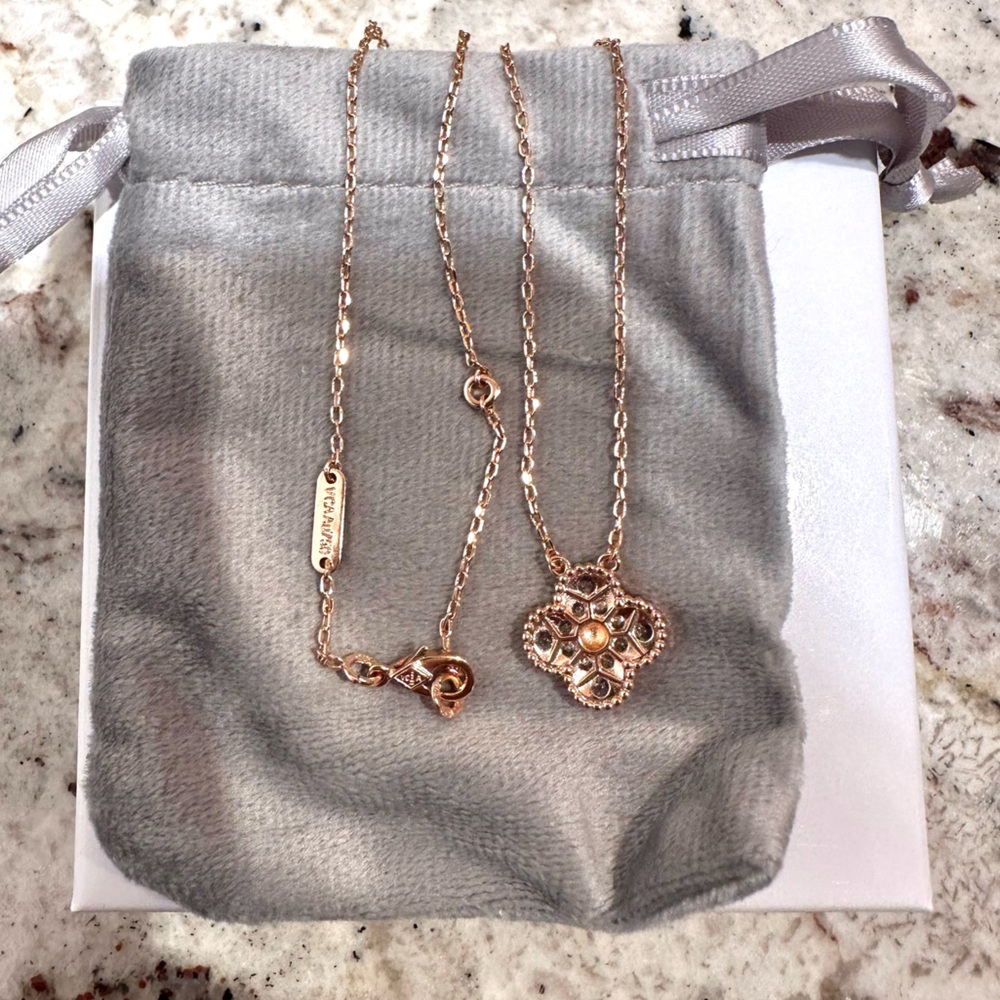 Rose Gold Clover Pendant Necklace - Picture 2 of 5